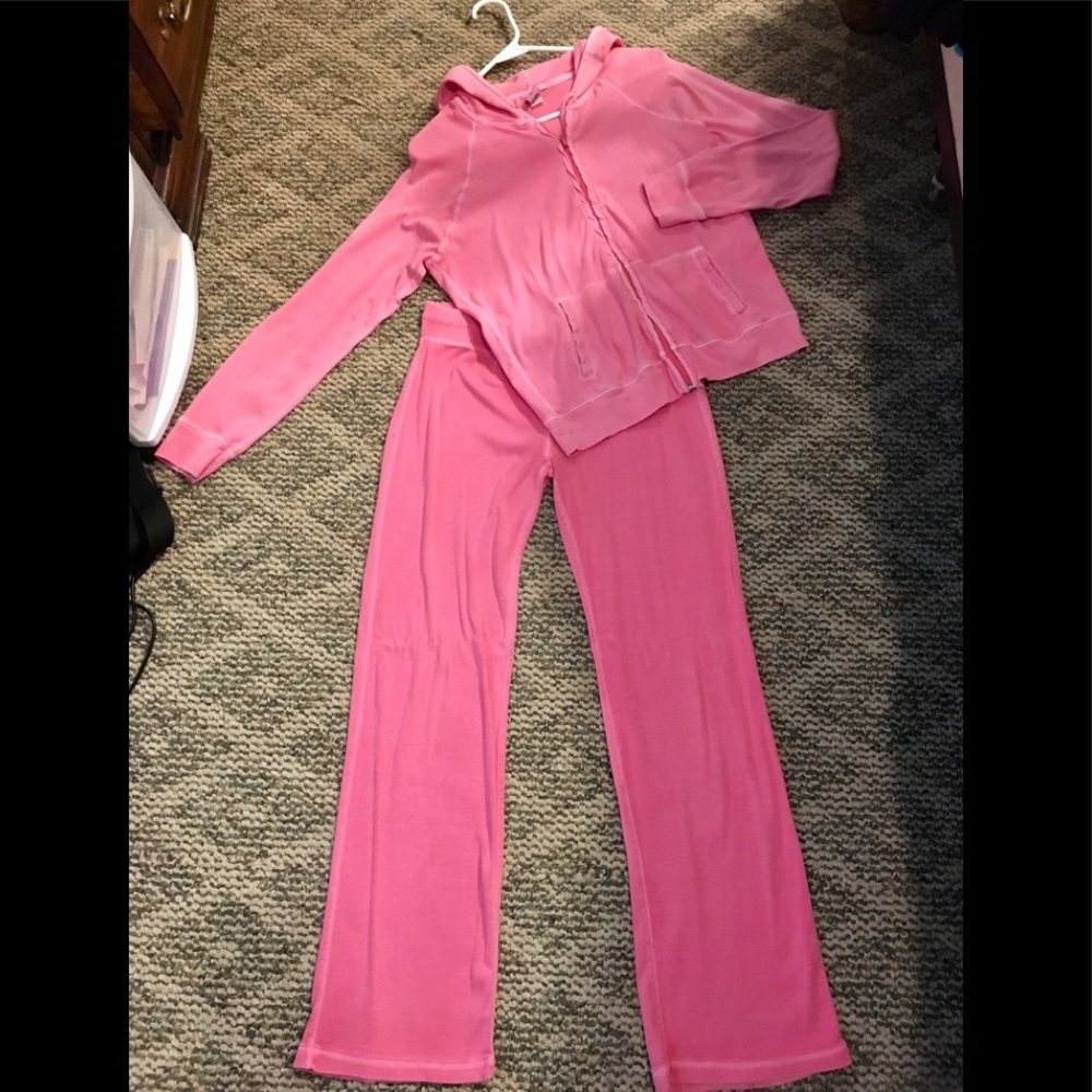 OLD NAVY JOGGING OUTFIT